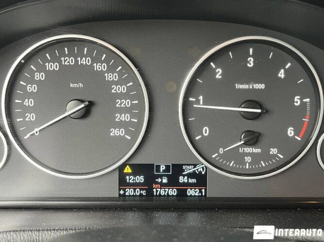 BMW X4 2.0D 35 interauto-car