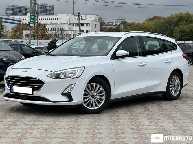 Ford Focus 30 interauto-car