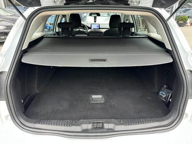 Ford Focus 47 interauto-car