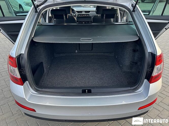 Skoda Octavia 48 interauto-car
