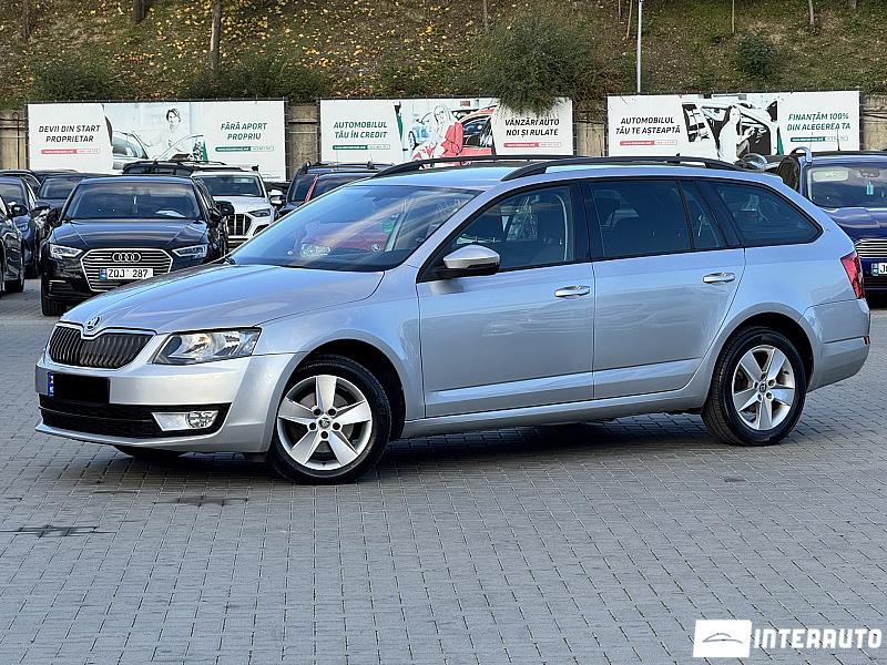 Skoda Octavia 12 automobil-interauto