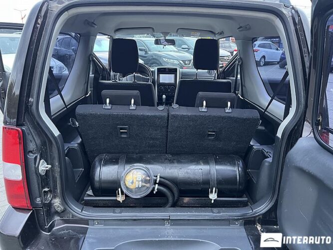 Suzuki Jimny 40 interauto-car