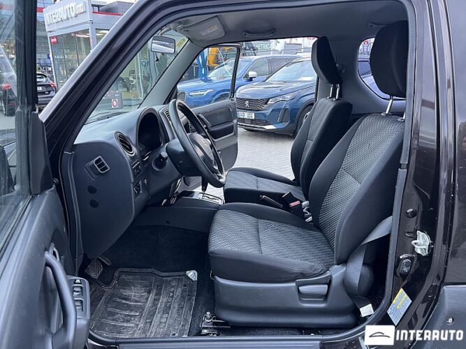 Suzuki Jimny 32 interauto-car