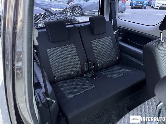 Suzuki Jimny 38 interauto-car