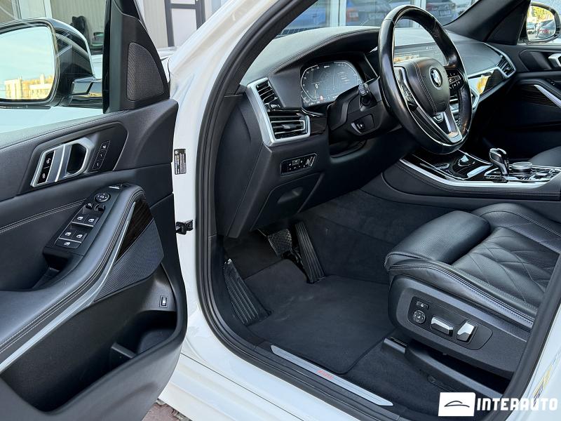 BMW X5 4.5e 17 automobil-interauto