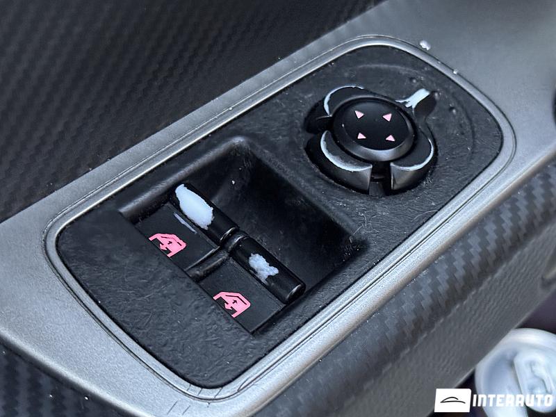 Alfa Romeo Mito 26 automobil-interauto