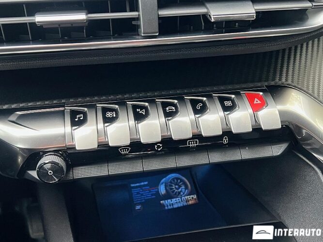 Peugeot 5008 44 interauto-car