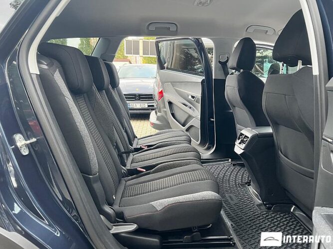 Peugeot 5008 47 interauto-car