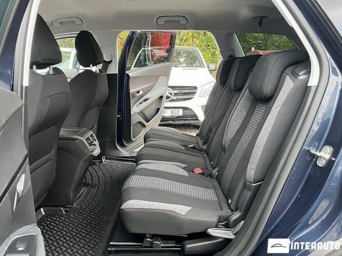 Peugeot 5008 48 interauto-car