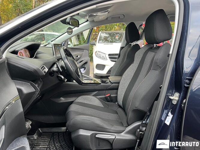 Peugeot 5008 35 interauto-car