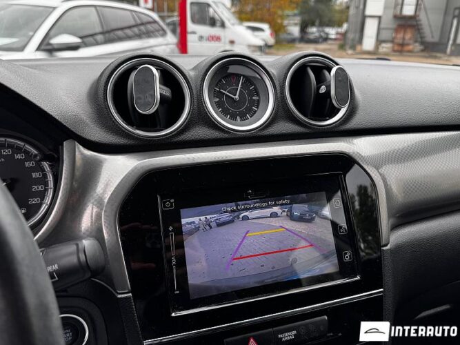 Suzuki Vitara 41 interauto-car