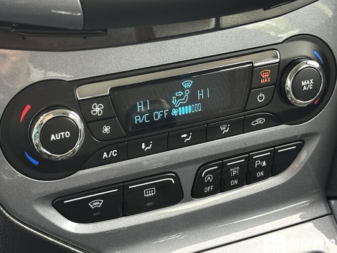 Ford Focus 40 interauto-car