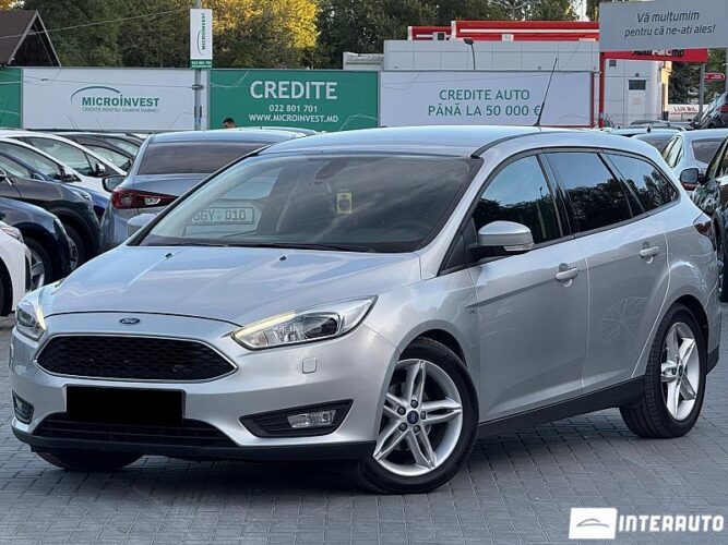 Ford Focus 27 interauto-car