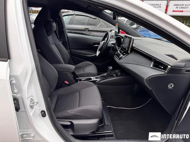 Toyota Corolla 37 interauto-car