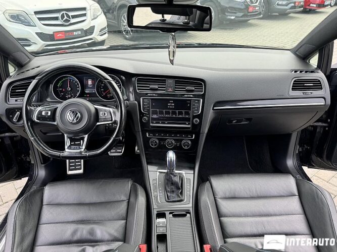 Volkswagen Golf GTE 37 interauto-car