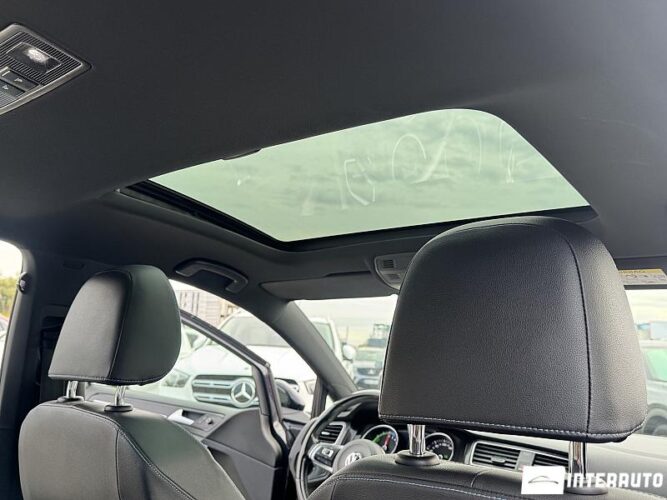 Volkswagen Golf GTE 46 interauto-car