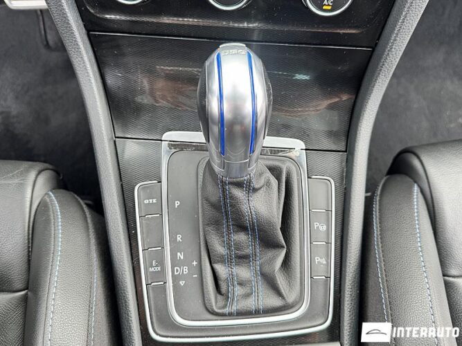 Volkswagen Golf GTE 43 interauto-car