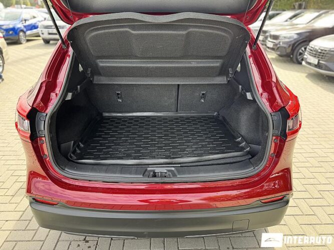 Nissan Qashqai 35 interauto-car