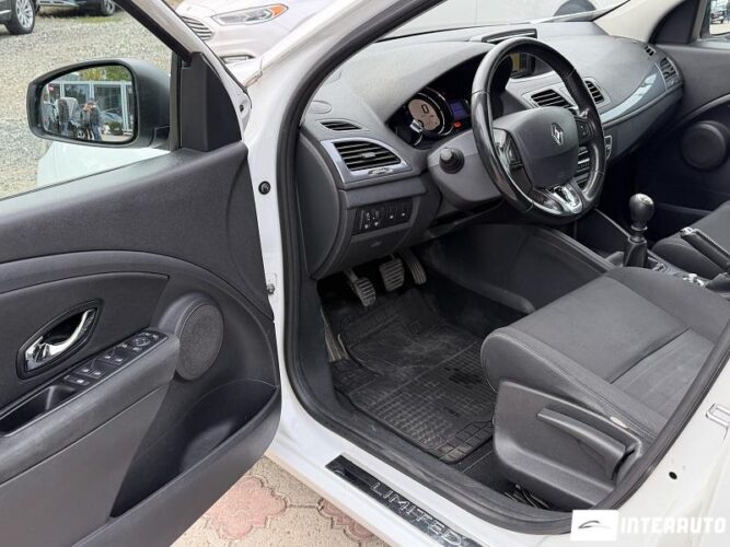 Renault Megane 34 interauto-car