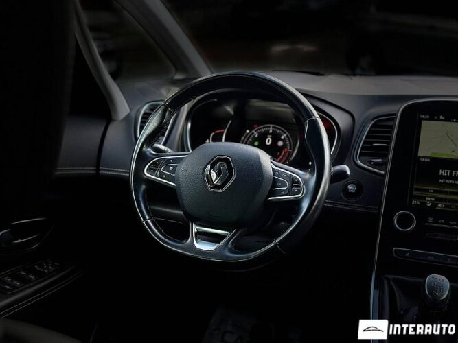 Renault Grand Scenic 38 interauto-car