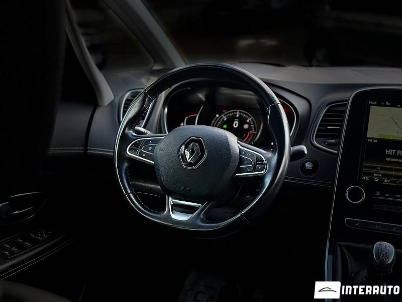 Renault Grand Scenic 17 automobil-interauto