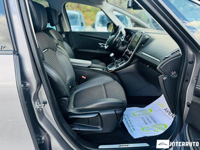Renault Grand Scenic 47 interauto-car