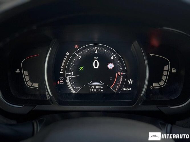 Renault Grand Scenic 39 interauto-car