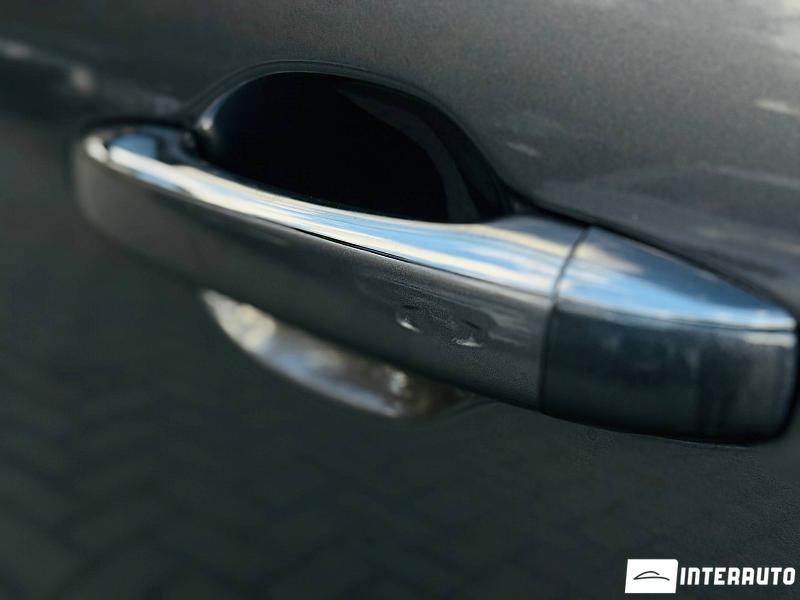 Renault Grand Scenic 27 automobil-interauto