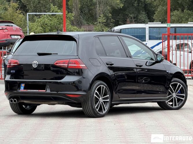 Volkswagen Golf GTE 30 interauto-car