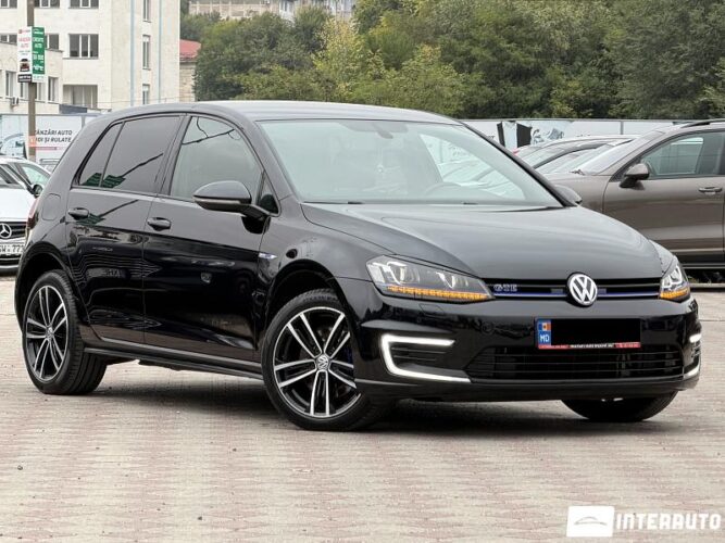 Volkswagen Golf GTE 31 interauto-car