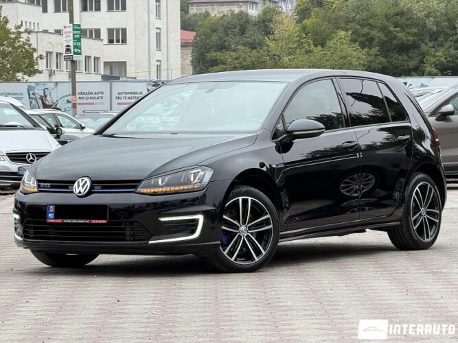 Volkswagen Golf GTE 28 interauto-car