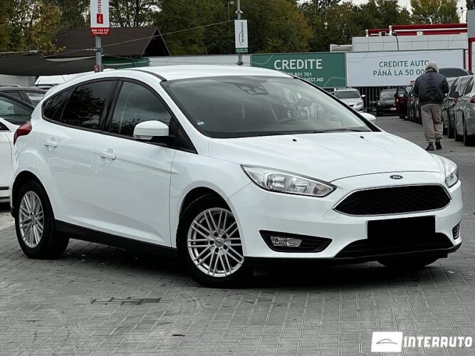 Ford Focus 30 interauto-car