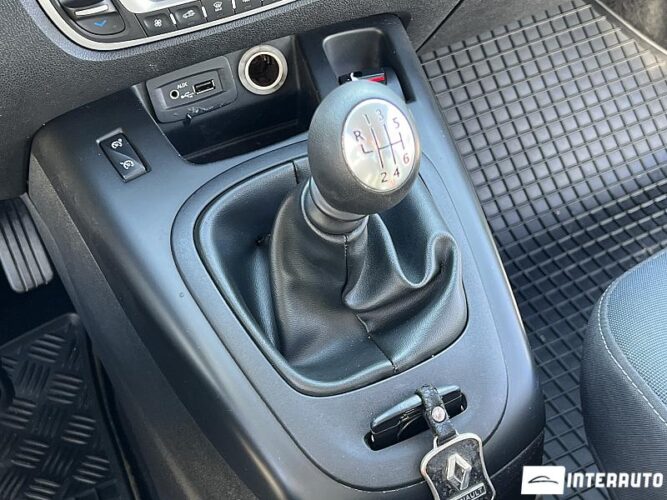 Renault Grand Scenic 39 interauto-car