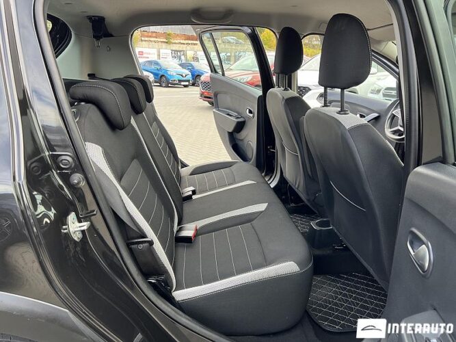 Dacia Sandero Stepway 41 interauto-car