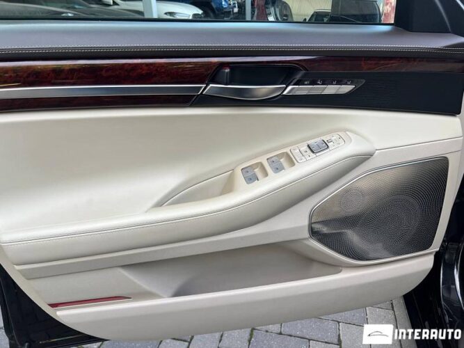 Hyundai Genesis 43 interauto-car