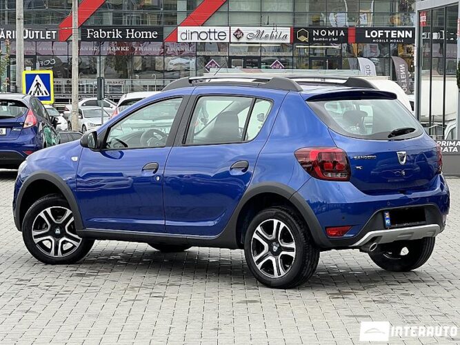 Dacia Sandero Stepway 33 interauto-car