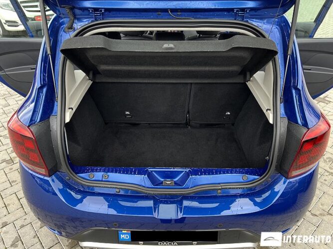 Dacia Sandero Stepway 47 interauto-car