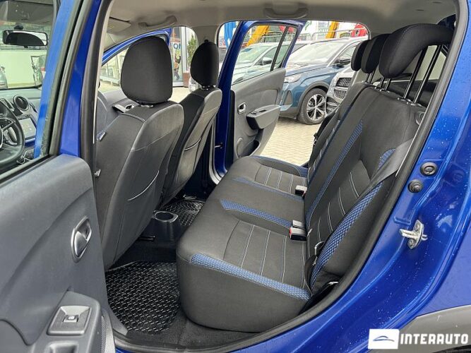 Dacia Sandero Stepway 41 interauto-car