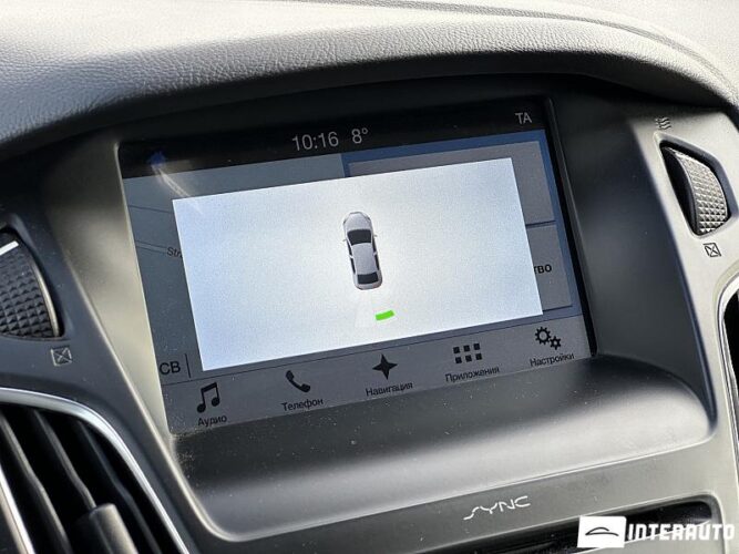 Ford Focus 40 interauto-car