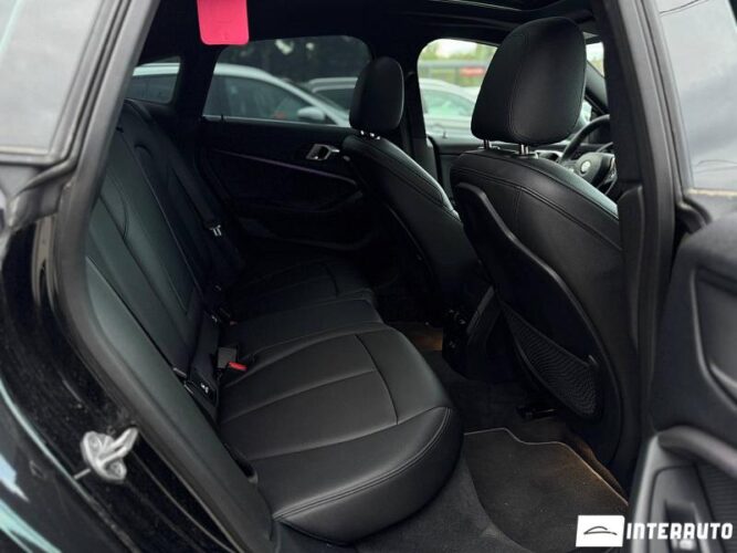 BMW 228i 45 interauto-car