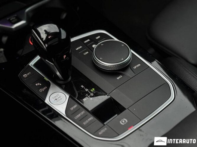 BMW 228i 43 interauto-car