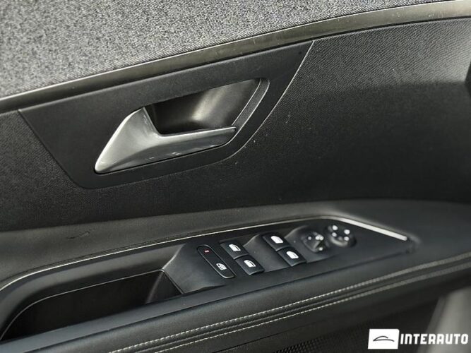 Peugeot 3008 41 interauto-car