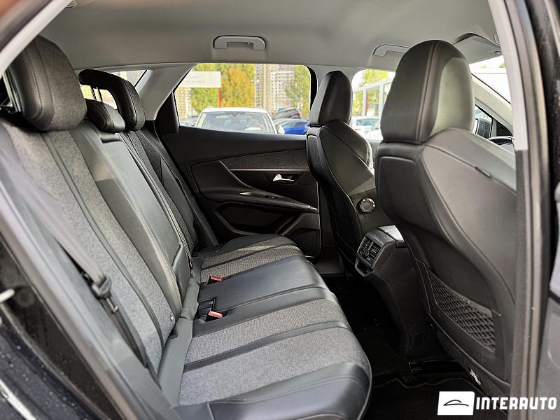 Peugeot 3008 32 automobil-interauto