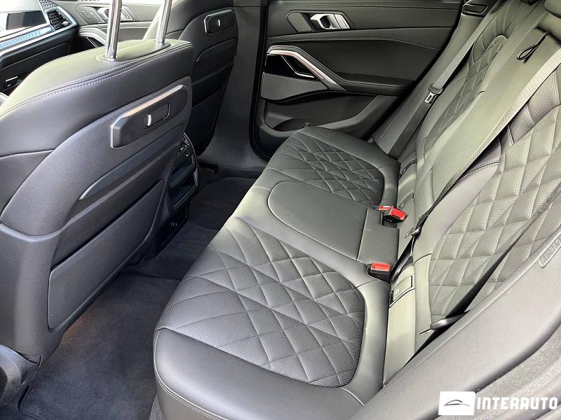 BMW X6 4.0i 31 automobil-interauto
