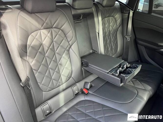 BMW X6 4.0i 57 interauto-car