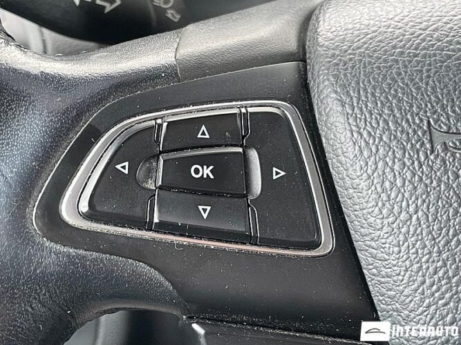 Ford C-MAX 38 interauto-car