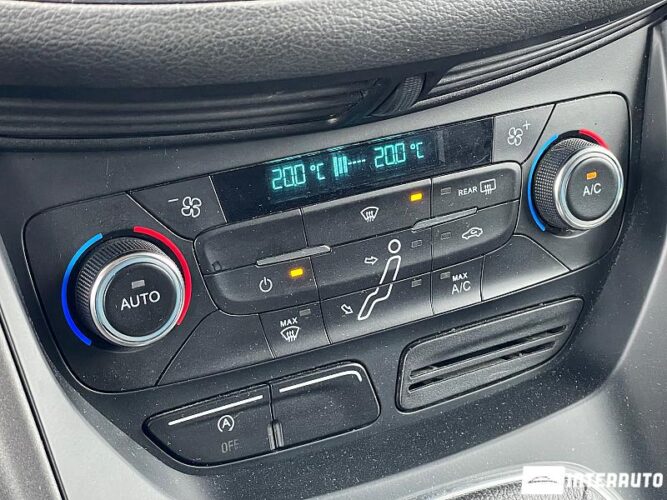 Ford C-MAX 42 interauto-car