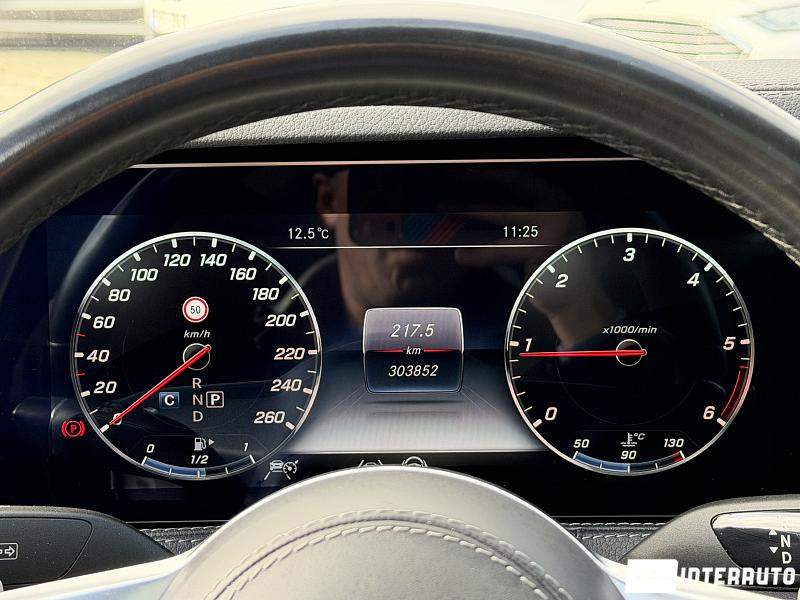 Mercedes S 400 4Matic 24 automobil-interauto