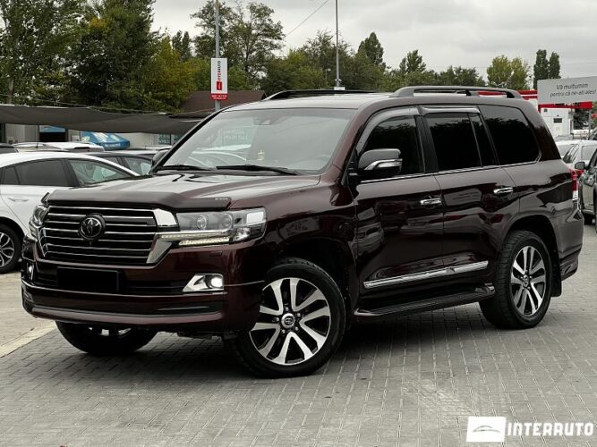 Toyota Land Cruiser 36 interauto-car