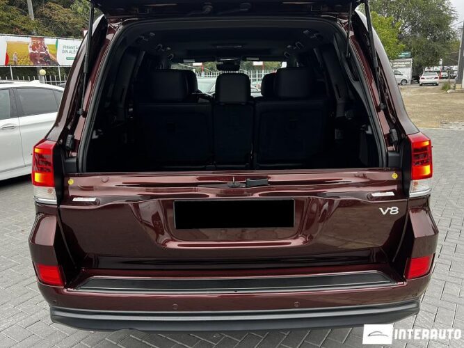 Toyota Land Cruiser 57 interauto-car